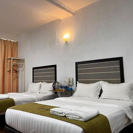 S8 Boutique Hotel Near Klia 1 & Klia 2 Сепанг Екстериор снимка