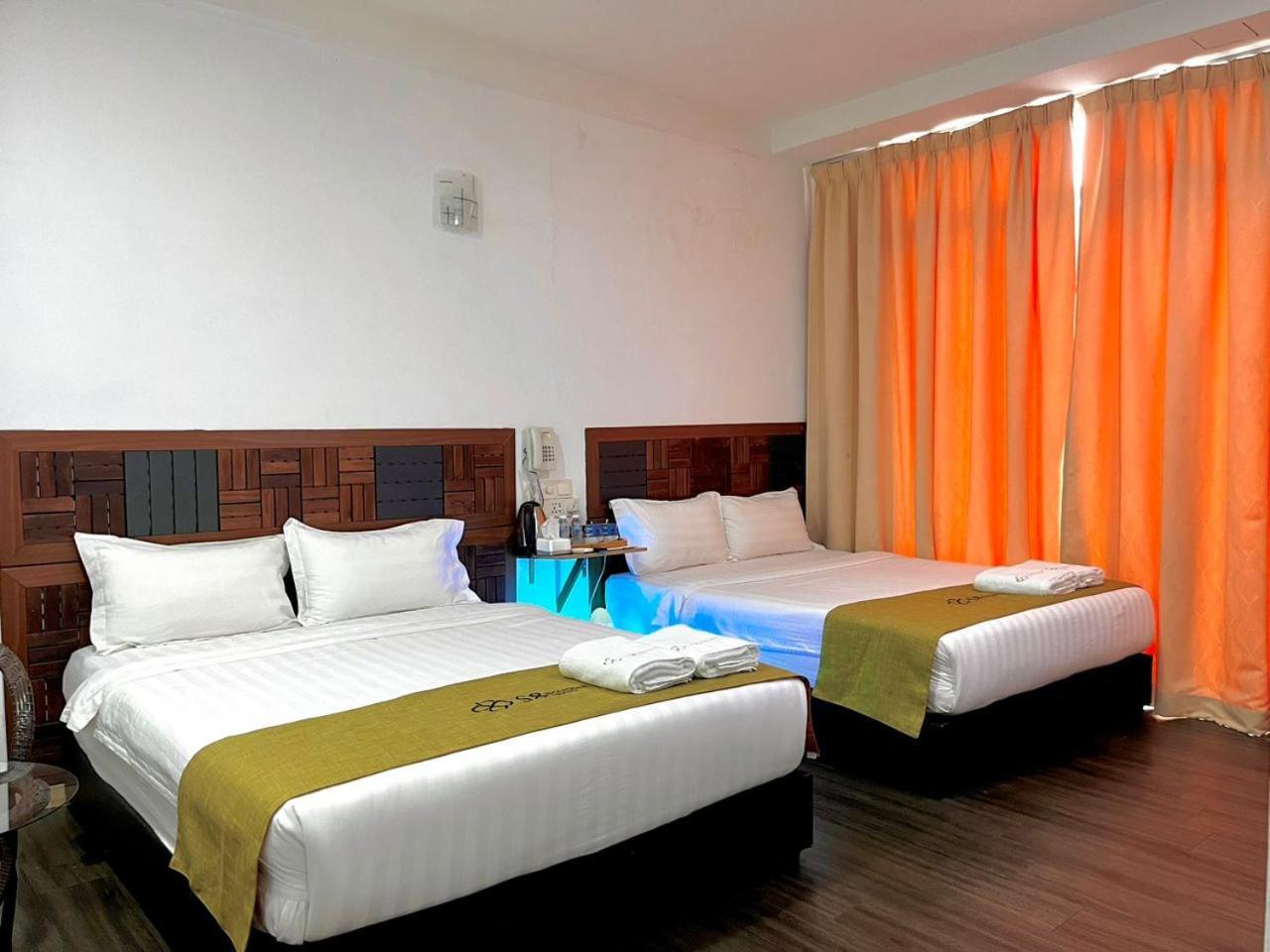 S8 Boutique Hotel Near Klia 1 & Klia 2 Сепанг Екстериор снимка
