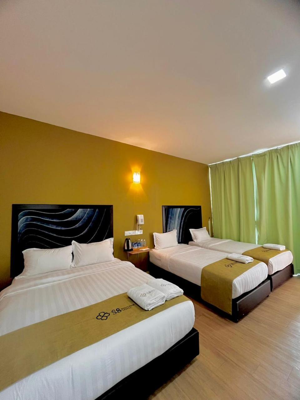 S8 Boutique Hotel Near Klia 1 & Klia 2 Сепанг Екстериор снимка