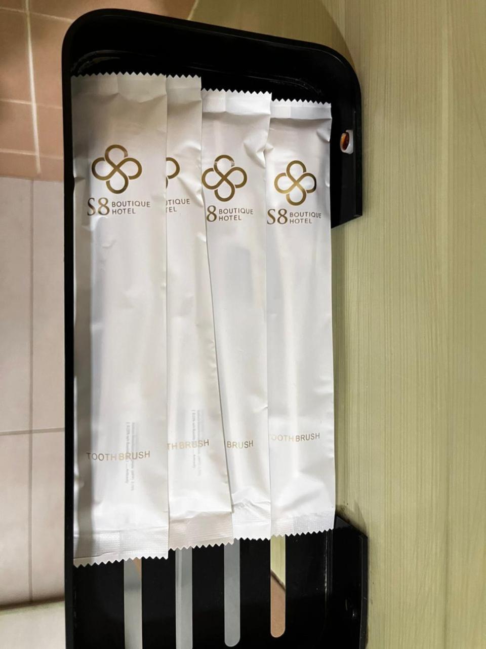 S8 Boutique Hotel Near Klia 1 & Klia 2 Сепанг Екстериор снимка