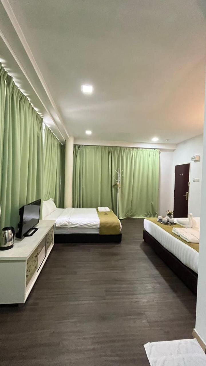 S8 Boutique Hotel Near Klia 1 & Klia 2 Сепанг Екстериор снимка